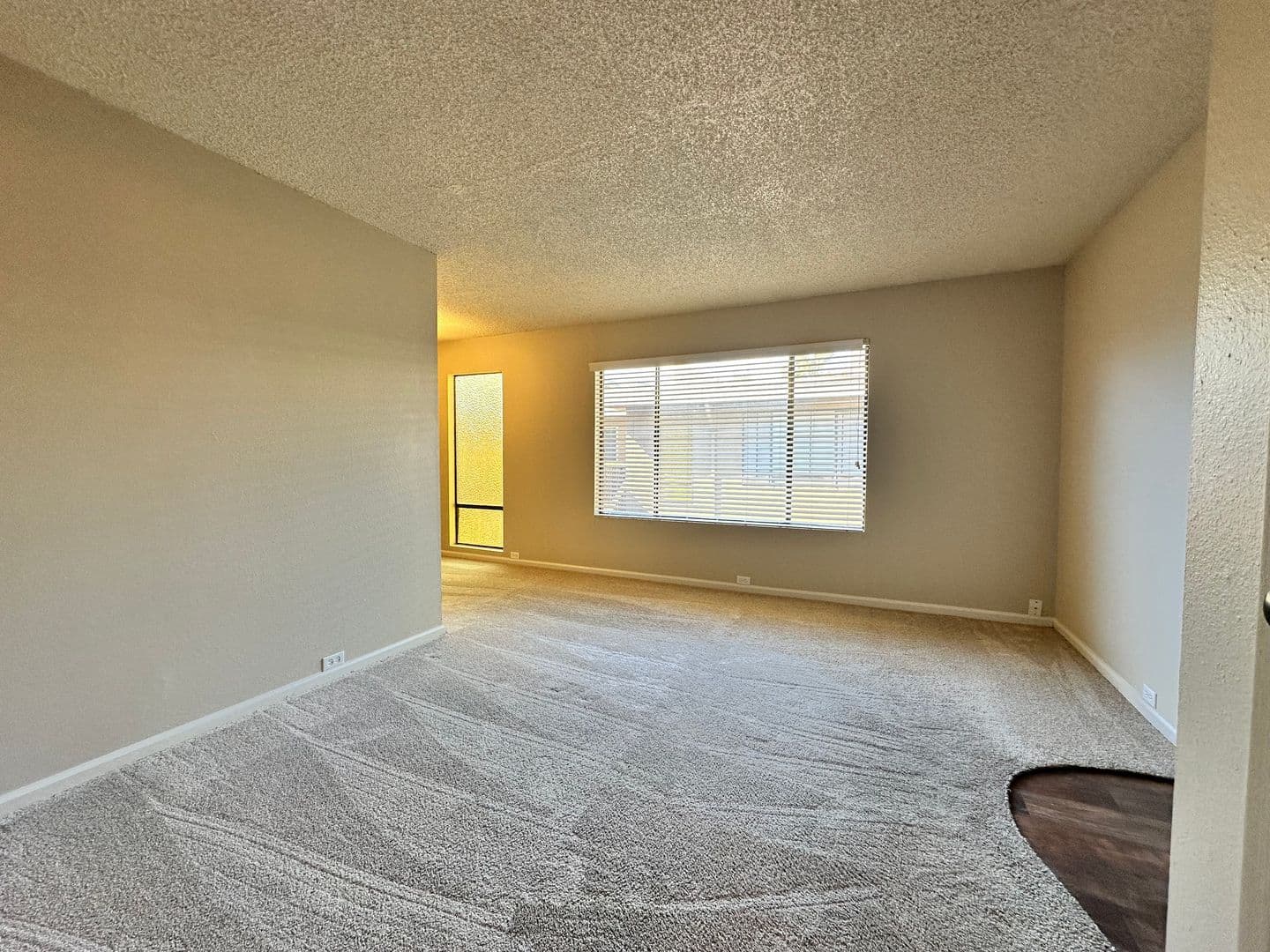 Sacramento Apartment: 1616 Q Street