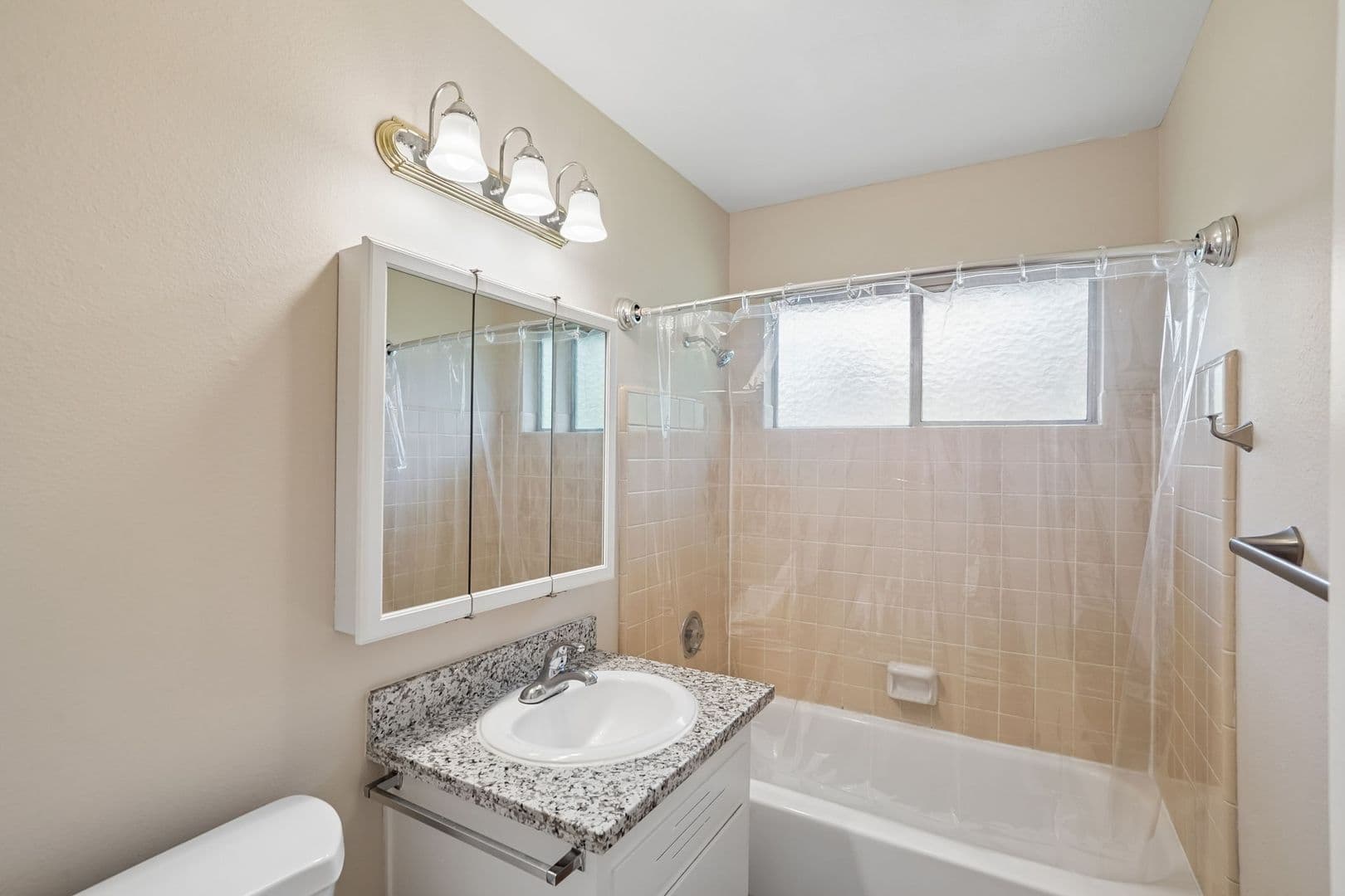 Sacramento Apartment: 4500 63rd Street