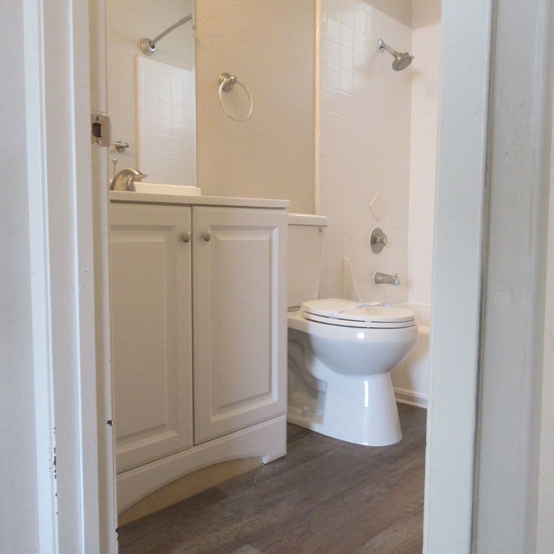 Sacramento Apartment: 2710 N Street