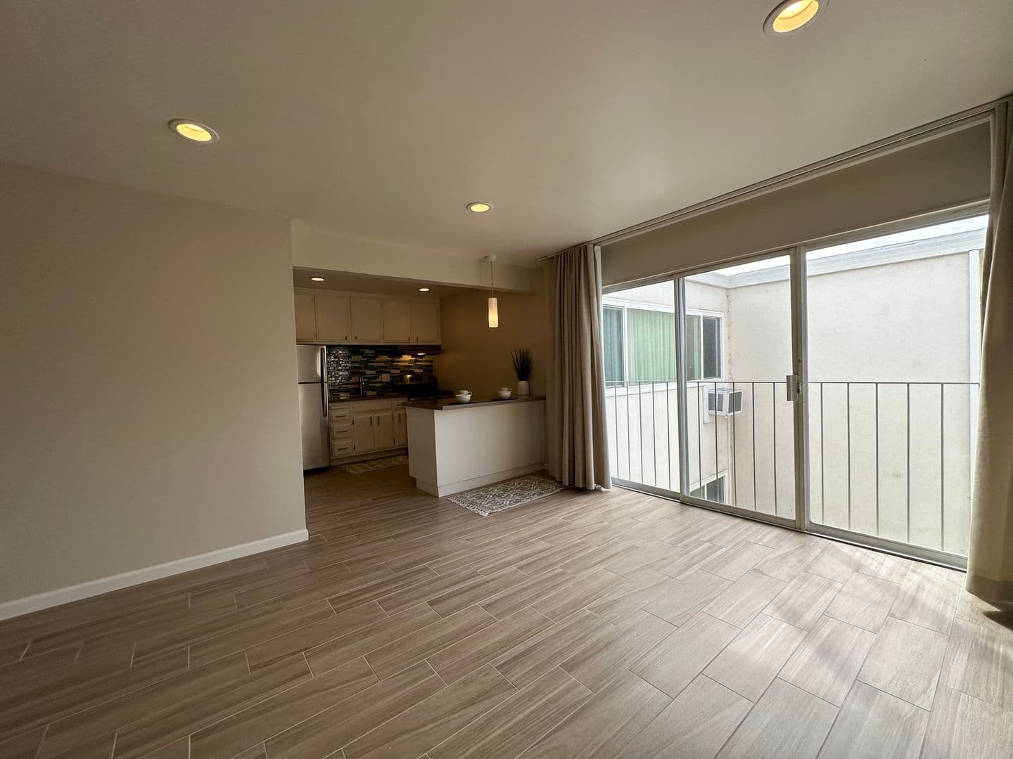 Sacramento Apartment: 2400 Q Street