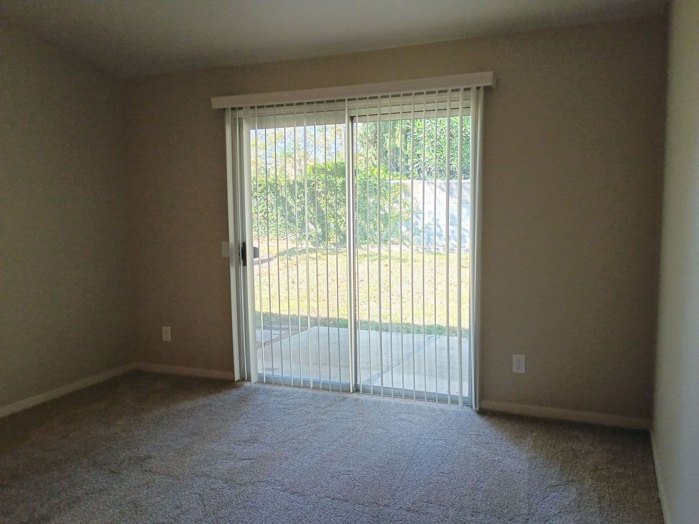 Citrus Heights Apartment: 7764 Poplar Avenue
