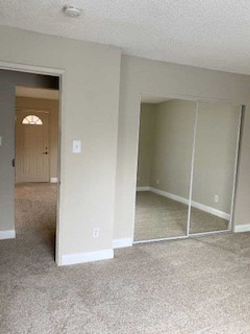 Sacramento Apartment: 5971 Lake Crest Way