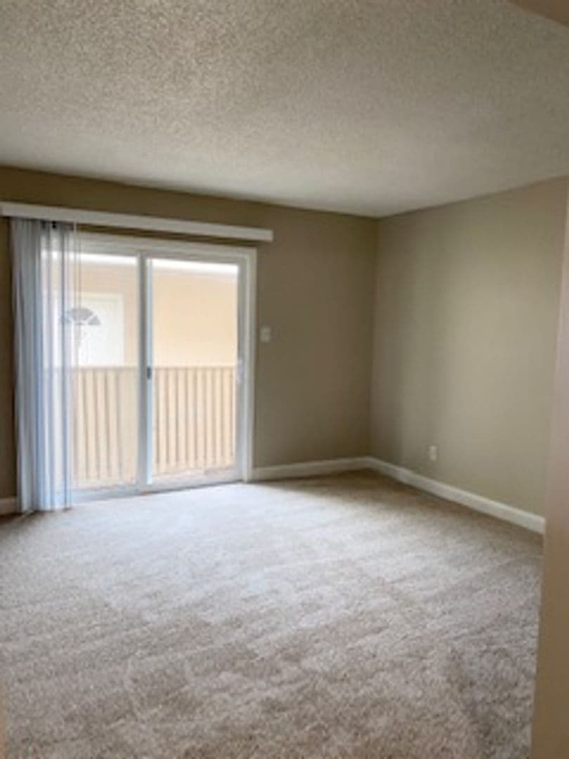 Sacramento Apartment: 5971 Lake Crest Way