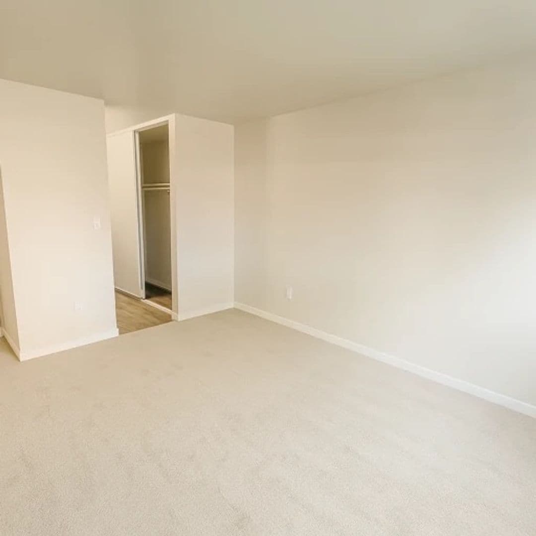 West Sacramento Apartment: 555 Douglas Street