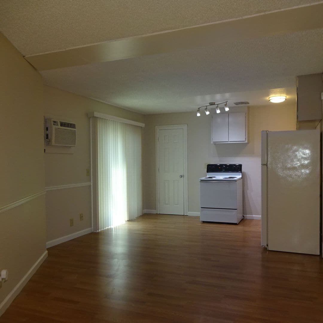 Sacramento Apartment: 1616 E Street