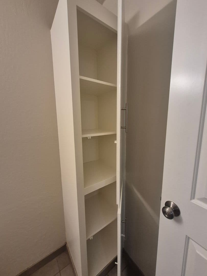 Sacramento Apartment: 2311 I Street - 5