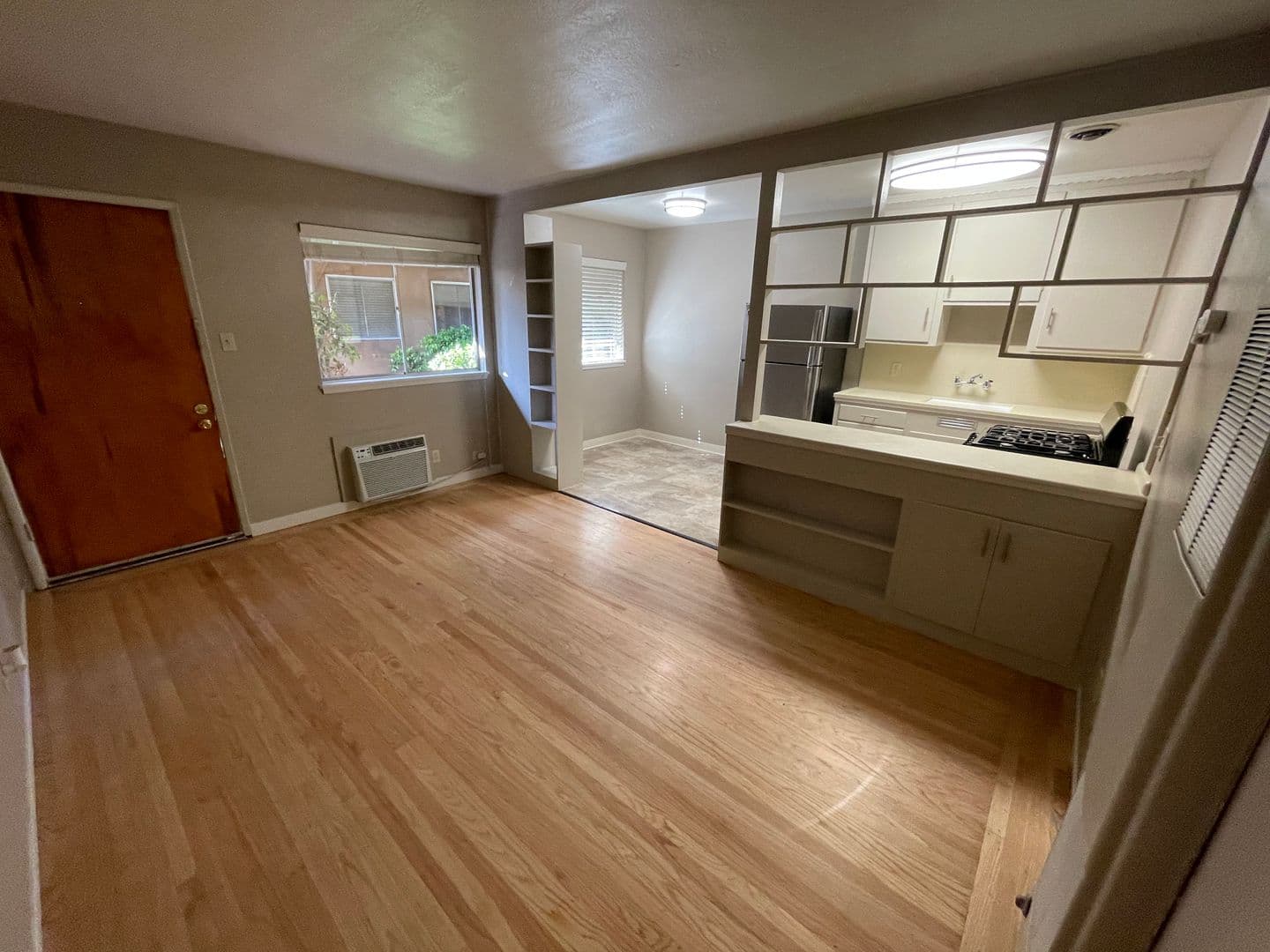 Sacramento Apartment: 2508 L Street