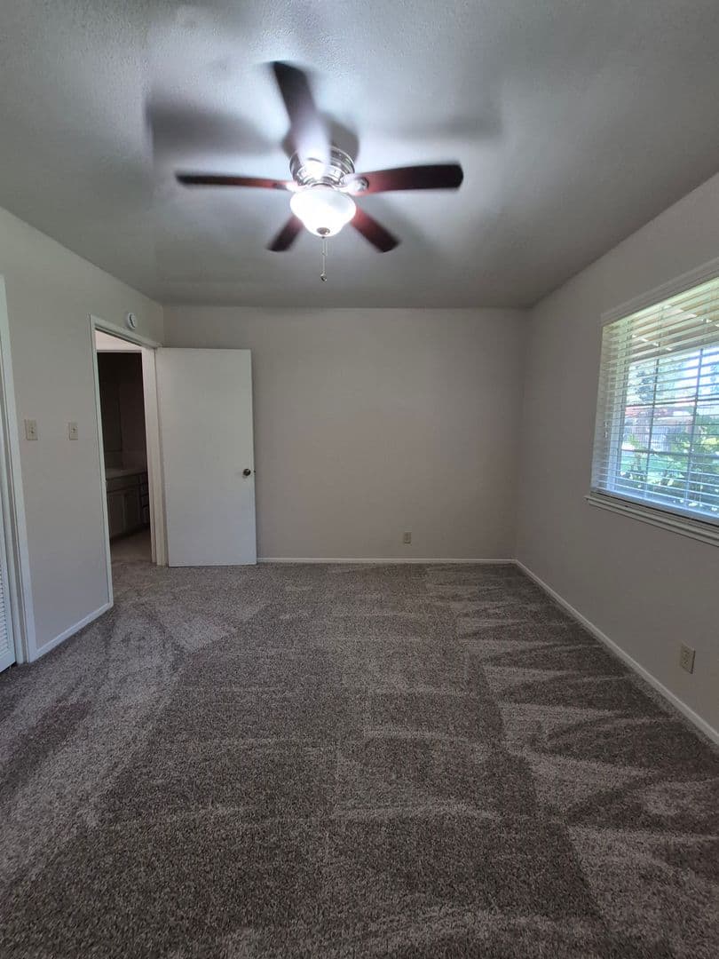 Sacramento Multiplex: 4345 Fair Oaks Blvd.
