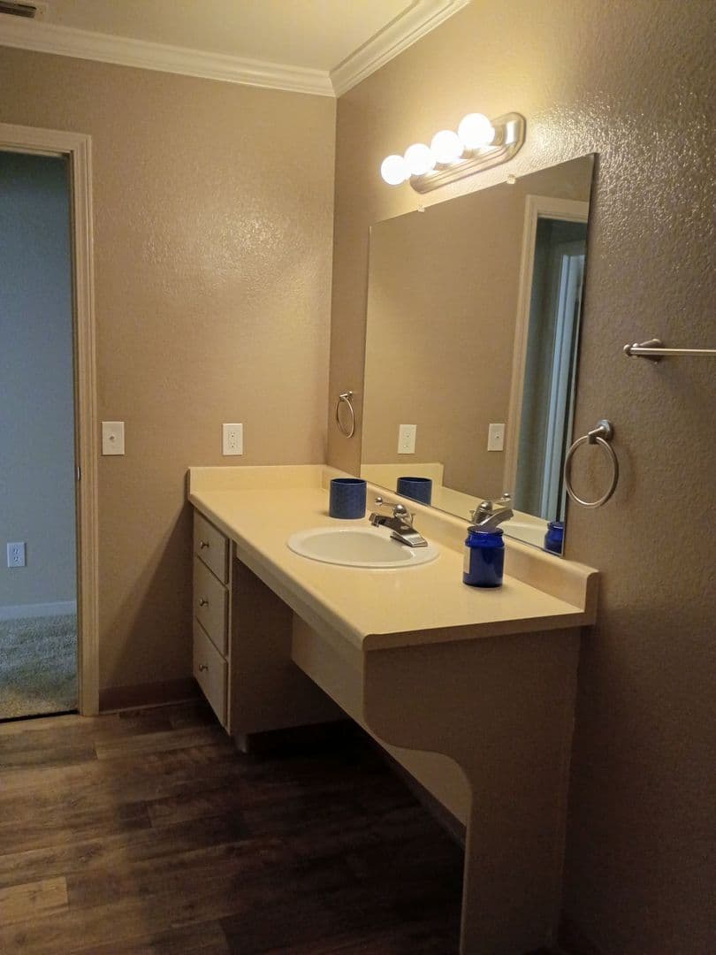Citrus Heights Apartment: 7764 Poplar Avenue