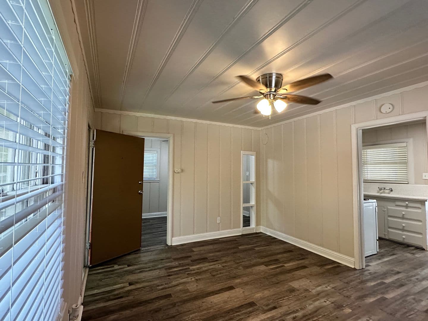 Sacramento Apartment: 4500 63rd Street