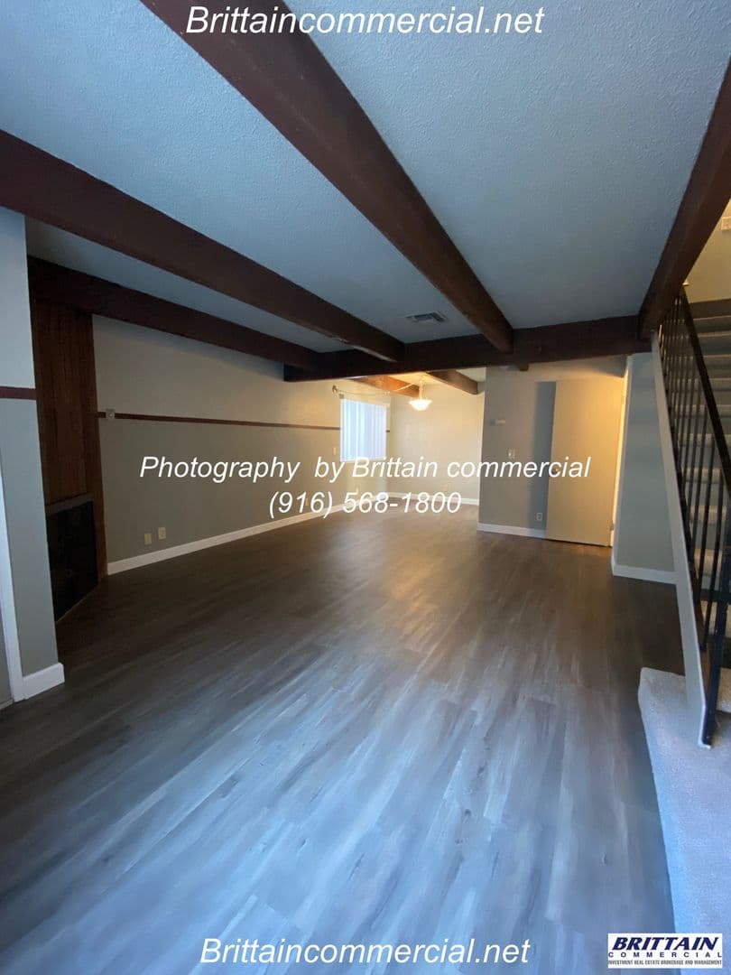 Sacramento Apartment: 2306 Capitol Avenue