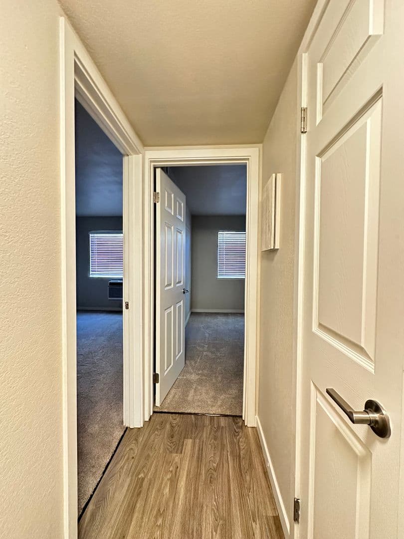 West Sacramento Apartment: 555 Douglas Street