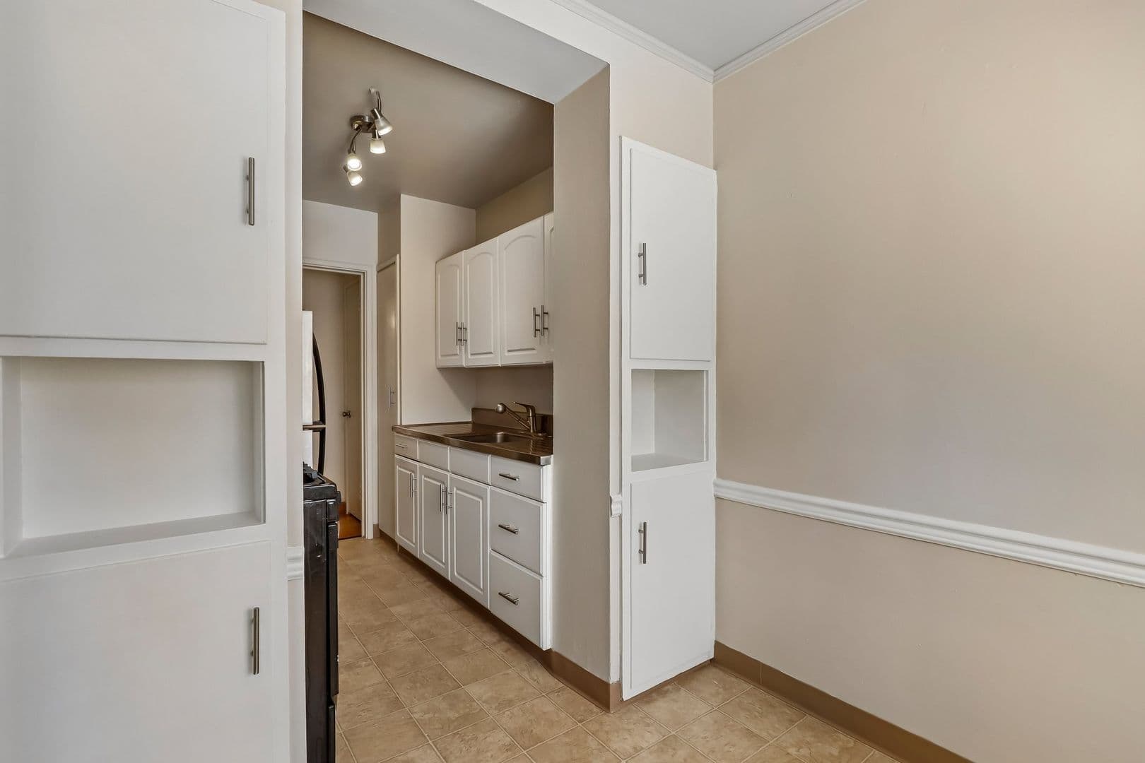 Sacramento Apartment: 1625 H Street