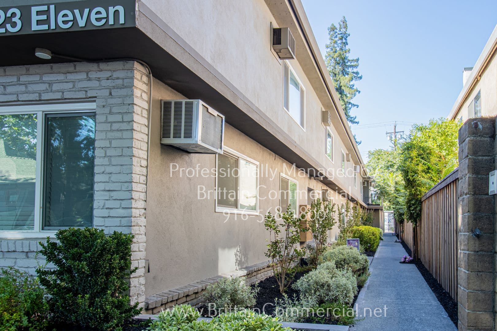 Sacramento Apartment: 2311 I Street #9