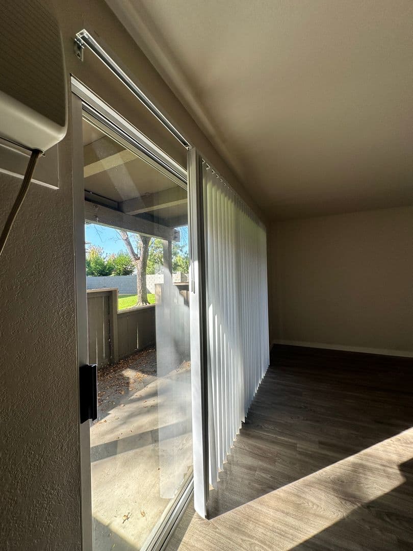 West Sacramento Apartment: 555 Douglas Street
