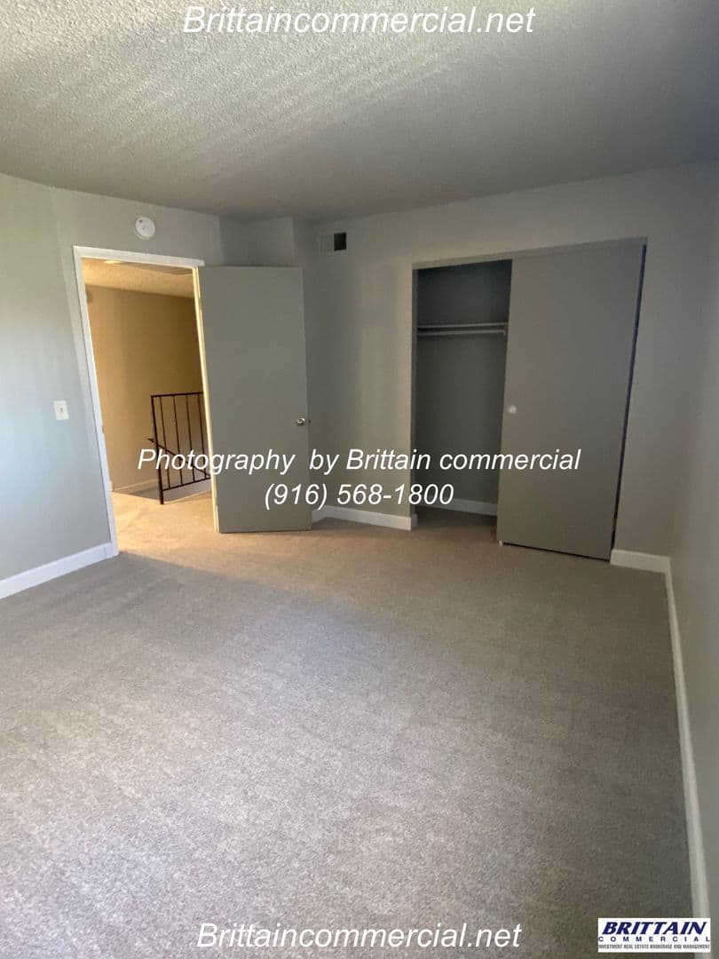 Sacramento Apartment: 2306 Capitol Avenue