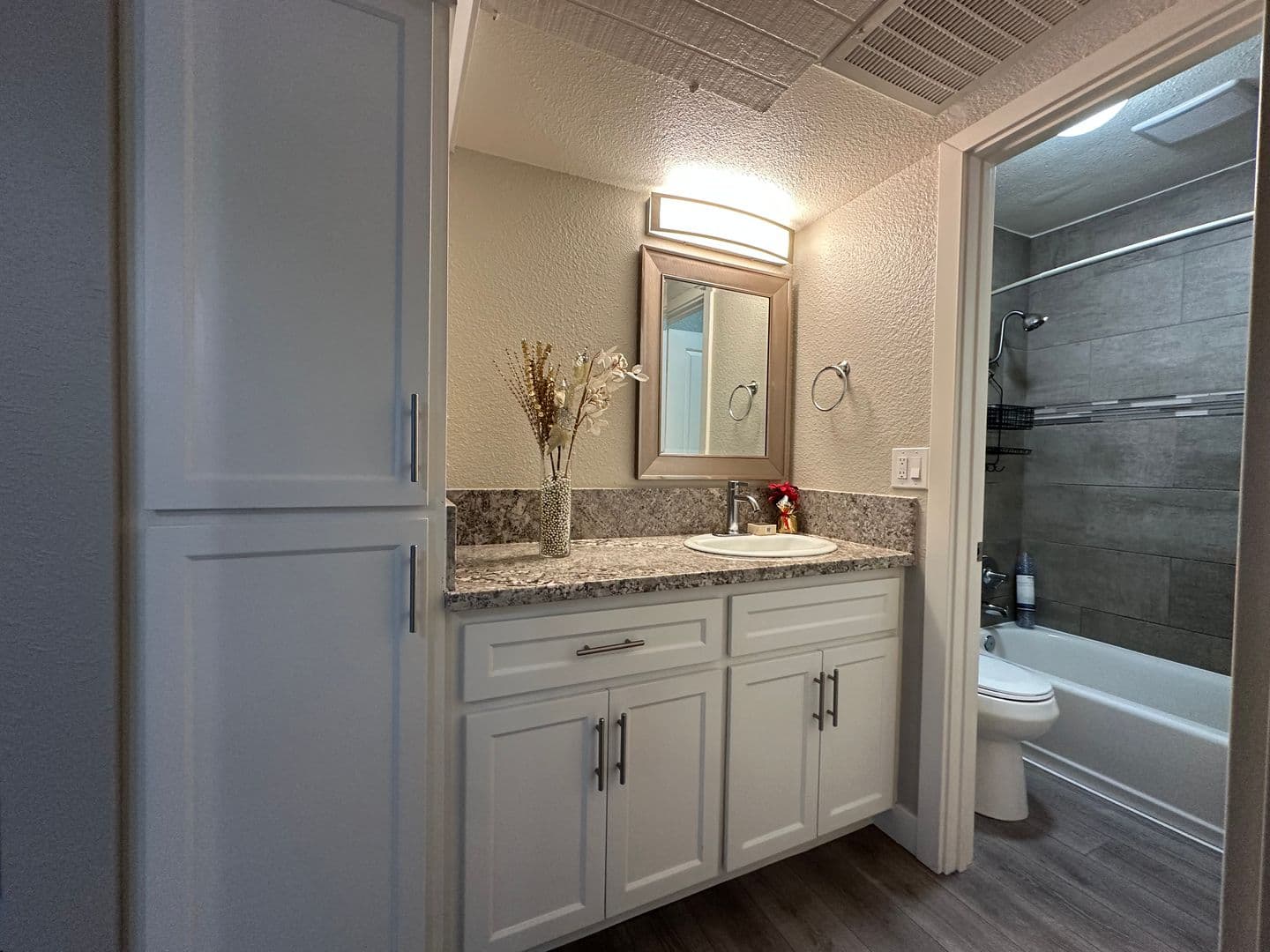Sacramento Apartment: 1731 O Street - 5