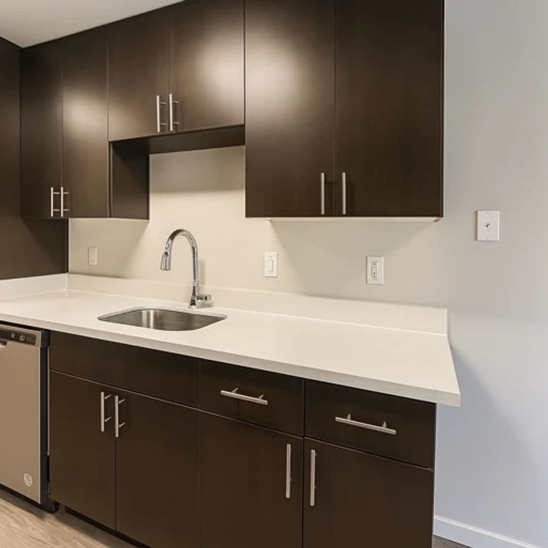West Sacramento Apartment: 555 Douglas Street