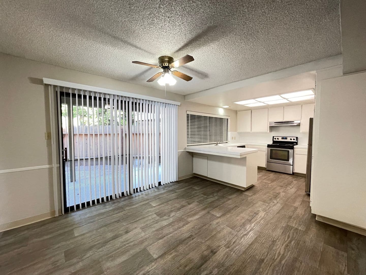 Sacramento Multiplex: 1129 Silver Lake Drive and 6531 Lake Park Drive