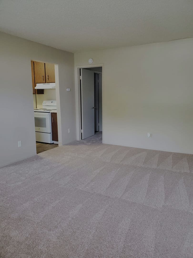 Elk Grove Apartment: 9521 Emerald Park Drive