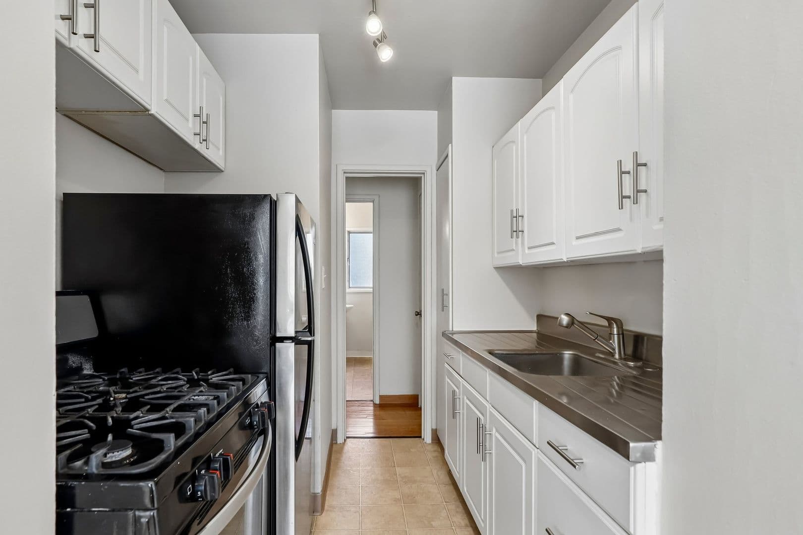 Sacramento Apartment: 1625 H Street