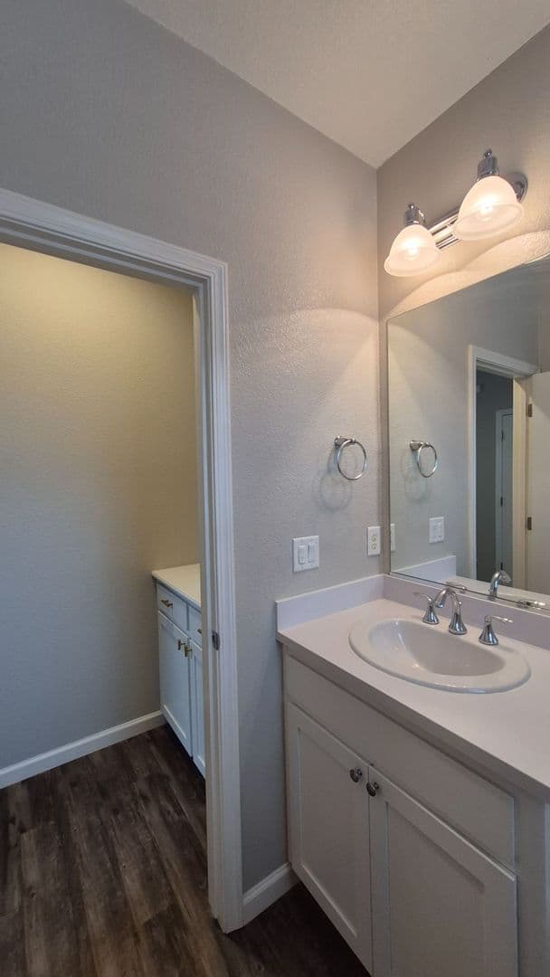 Rocklin House: 1702 Brodea Lane