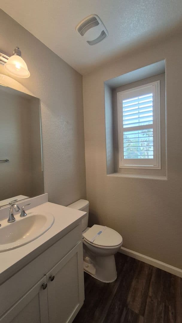 Rocklin House: 1702 Brodea Lane