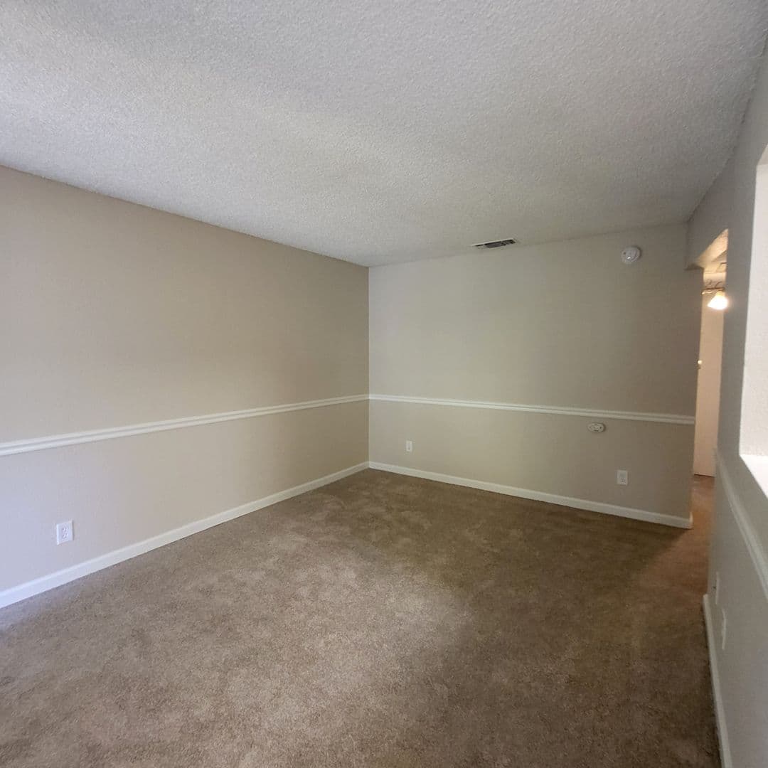 Carmichael Apartment: 5915 Kenneth Avenue