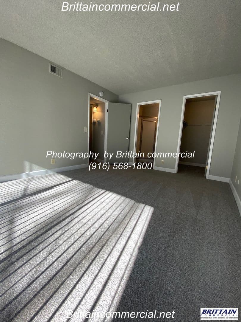 Sacramento Apartment: 2306 Capitol Avenue