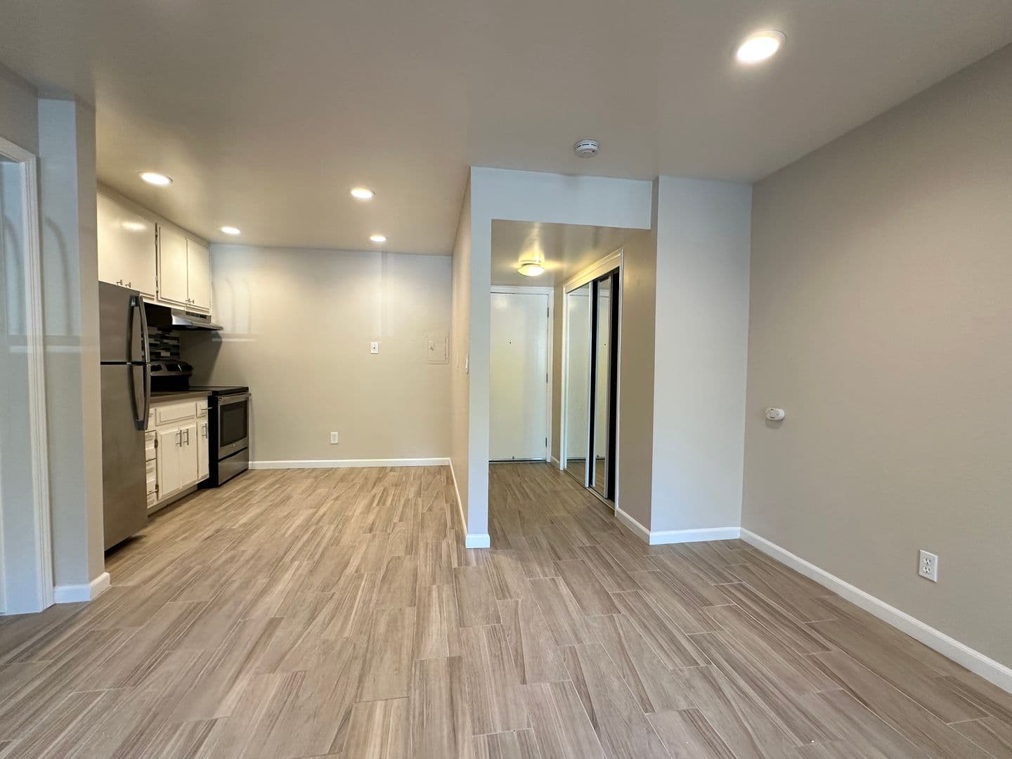 Sacramento Apartment: 2400 Q Street