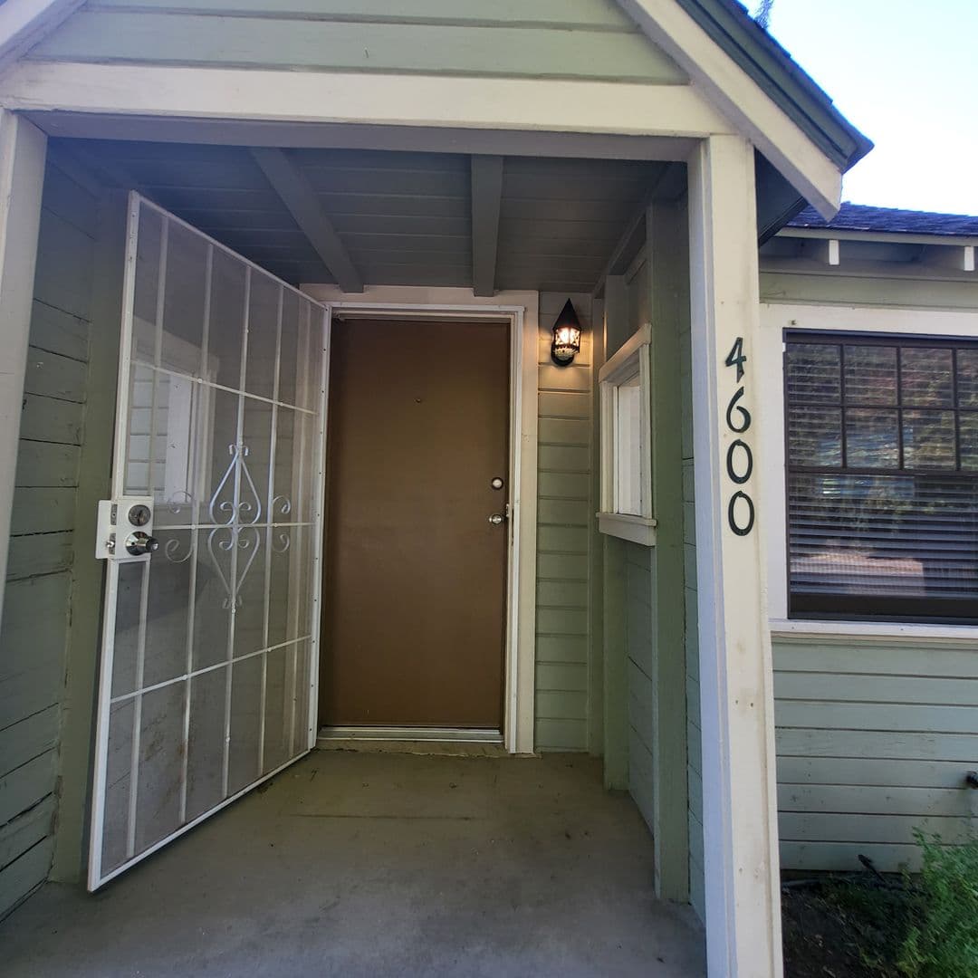 Sacramento Apartment: 4500 63rd Street