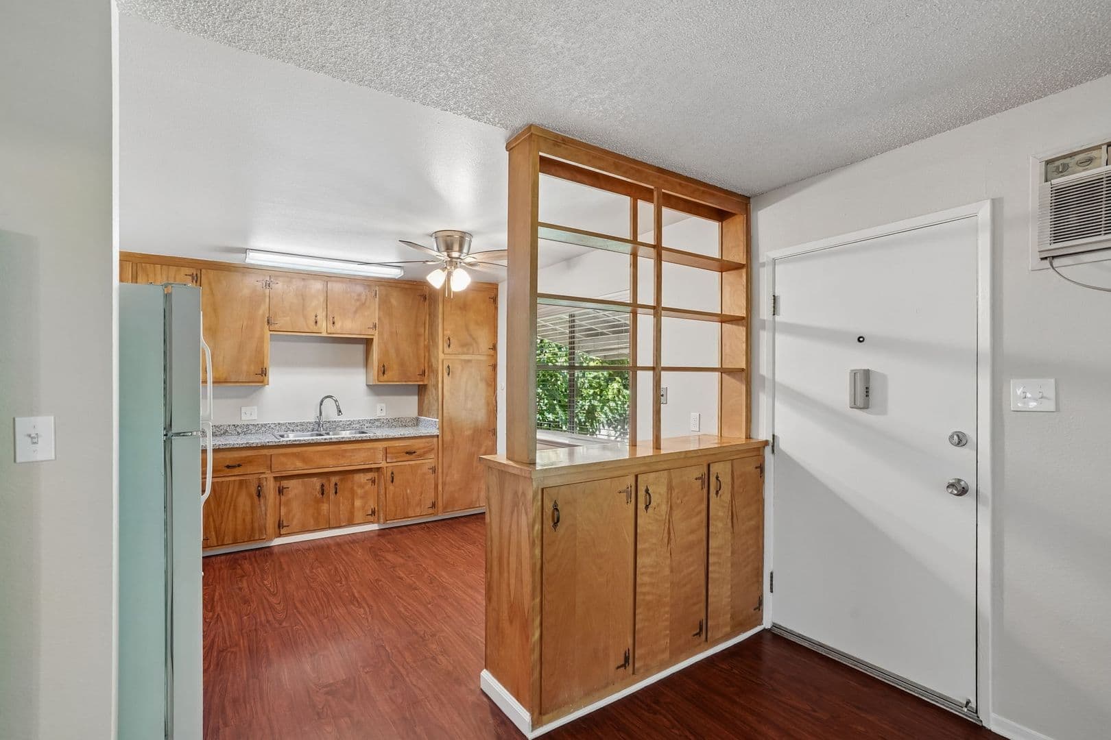 Sacramento Apartment: 4500 63rd Street