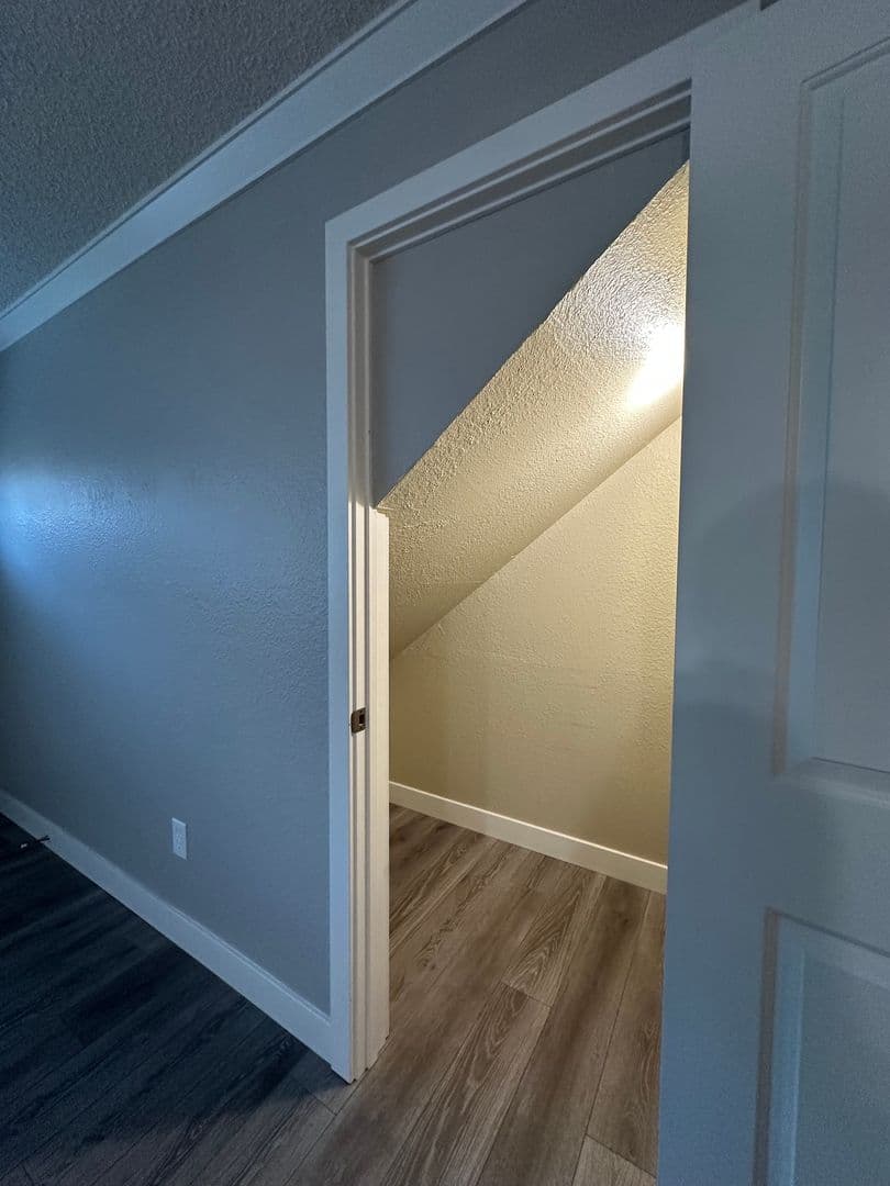 Sacramento Apartment: 1731 O Street - 5
