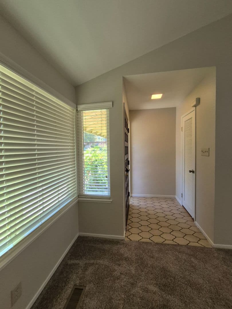 Sacramento Multiplex: 4345 Fair Oaks Blvd.