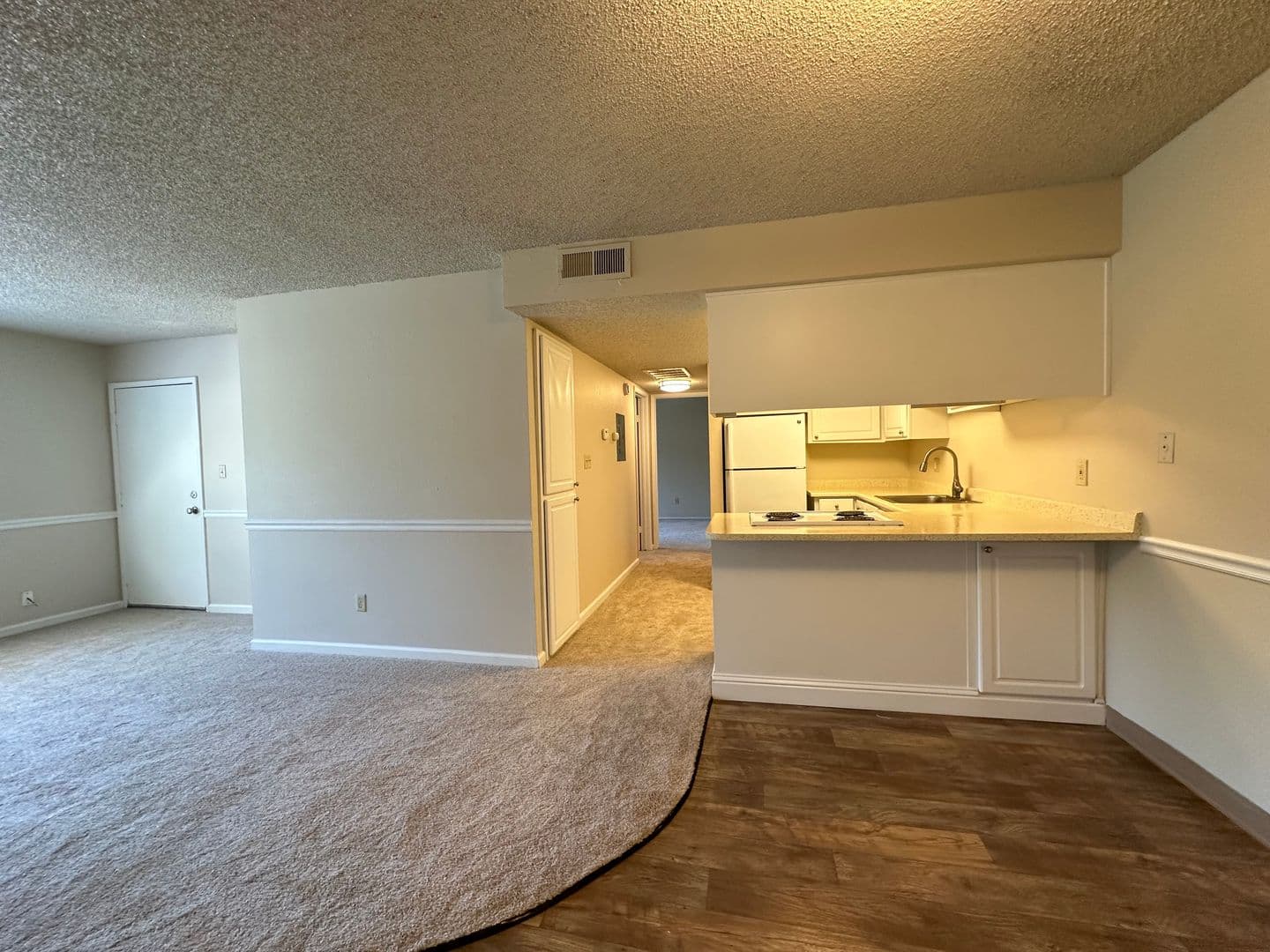 Fair Oaks Apartment: 4900 Stamas Lane