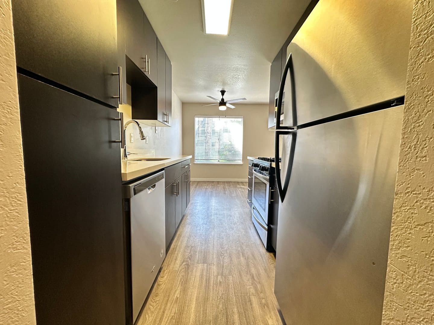 West Sacramento Apartment: 555 Douglas Street