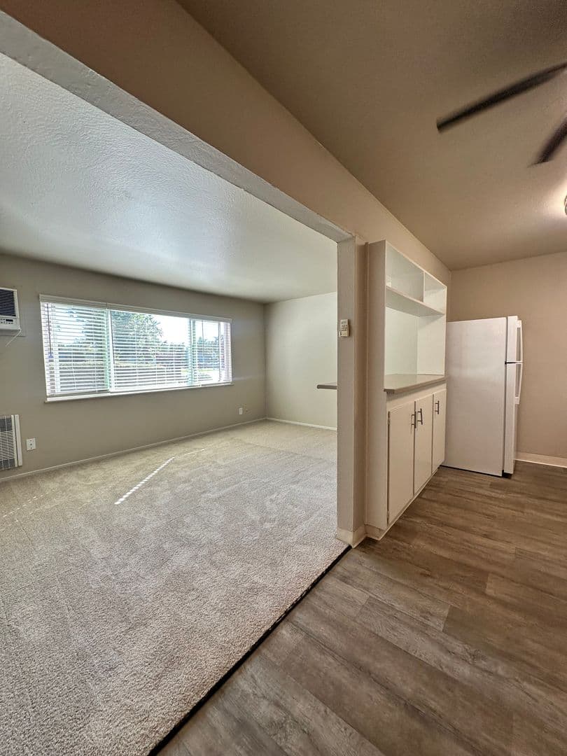 Sacramento Apartment: 2941 Marconi Avenue