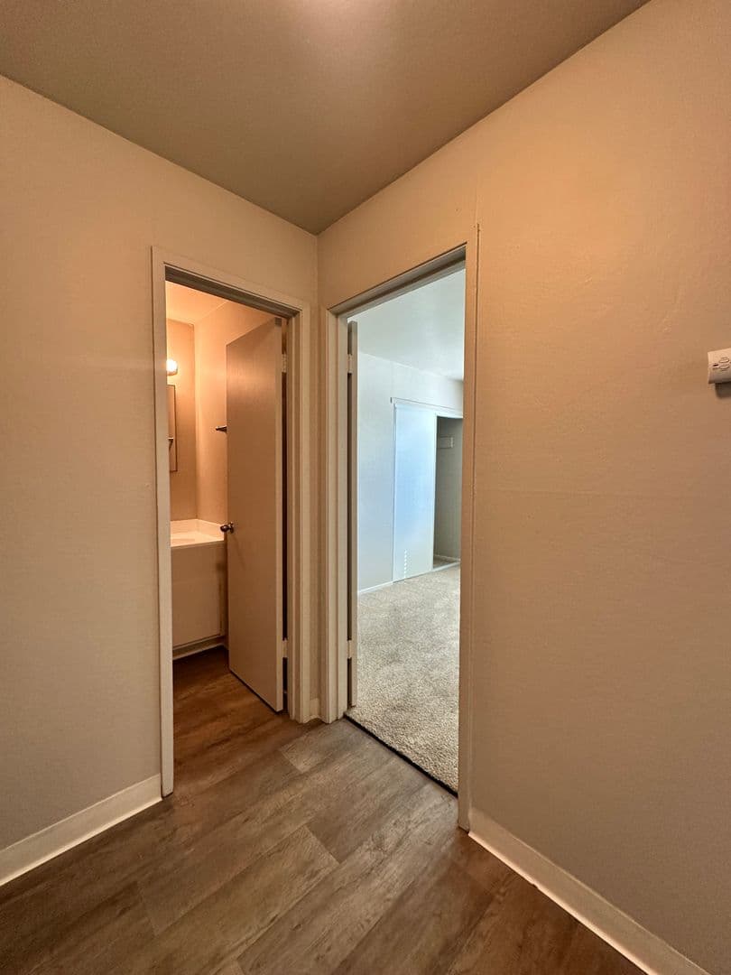 Sacramento Apartment: 2941 Marconi Avenue