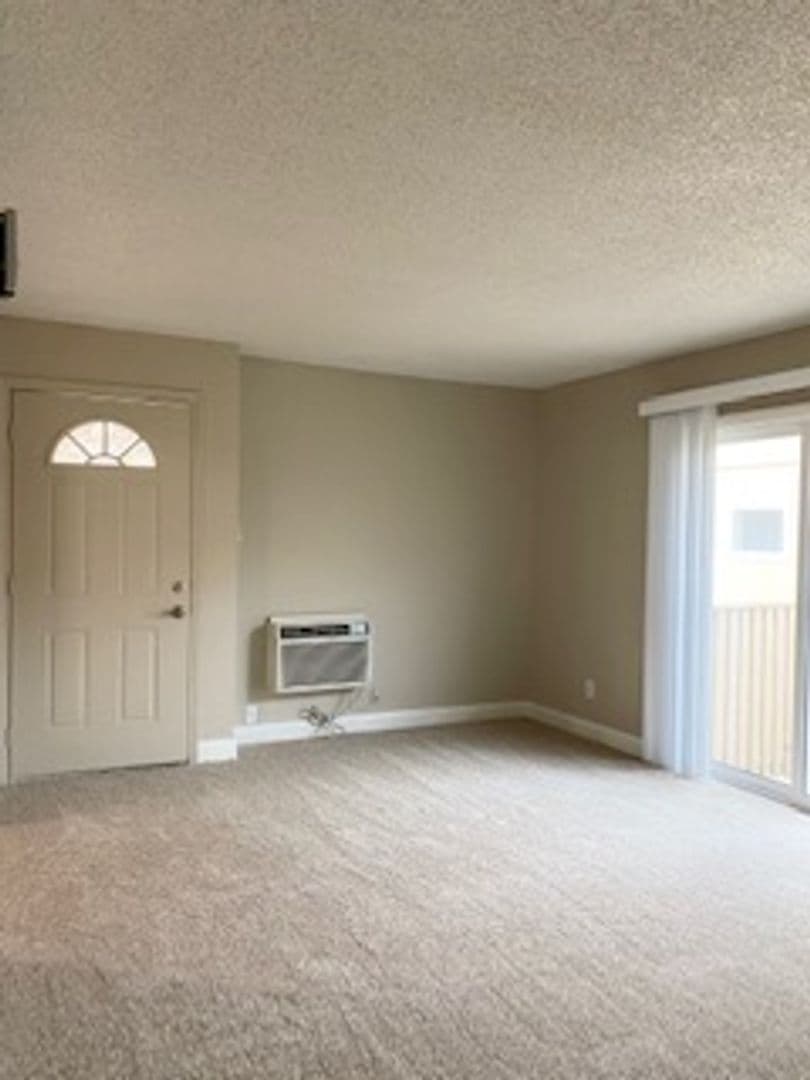 Sacramento Apartment: 5971 Lake Crest Way
