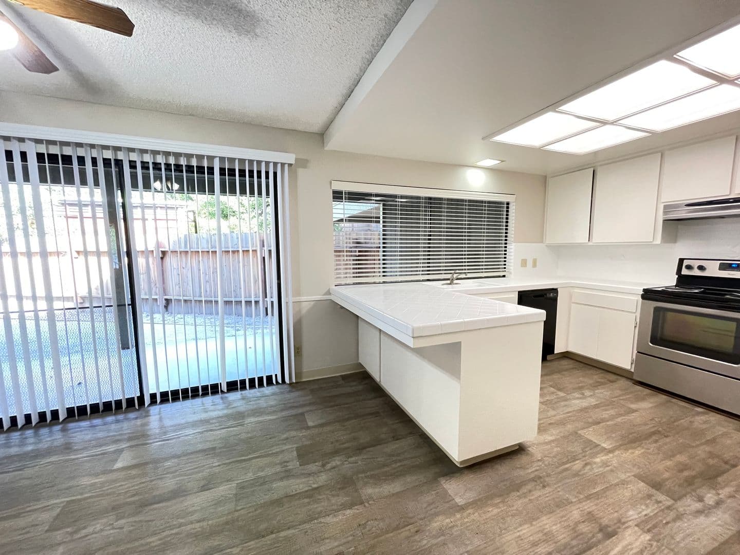Sacramento Multiplex: 1129 Silver Lake Drive and 6531 Lake Park Drive