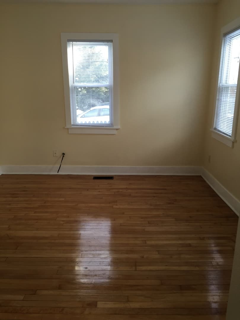 Milwaukee Apartment: 2430  - 32 N Dousman