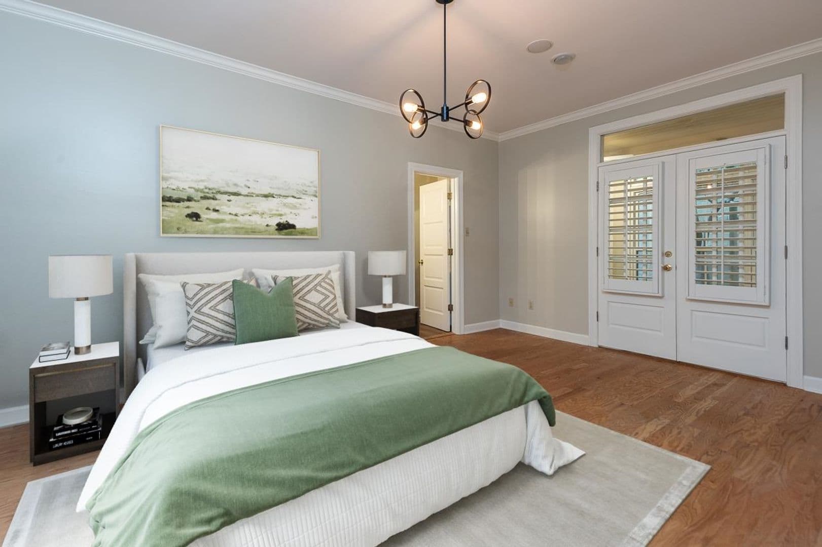 Memphis House: 1060 Island Drive