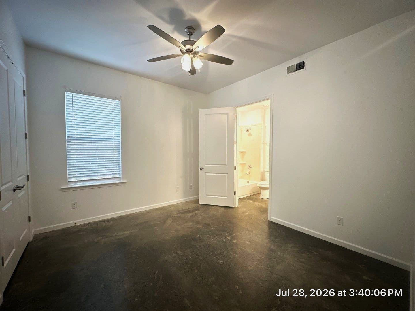 Memphis Apartment: 78 N Rembert Street