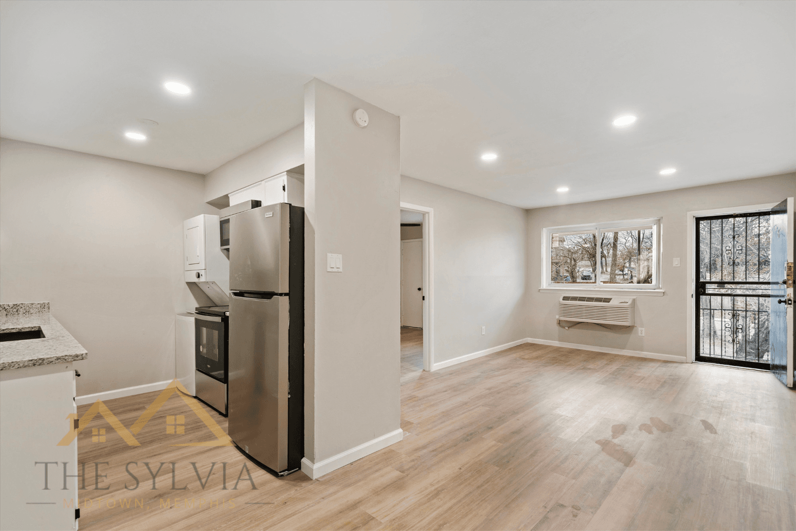 Memphis Apartment: 1512 Court Ave.