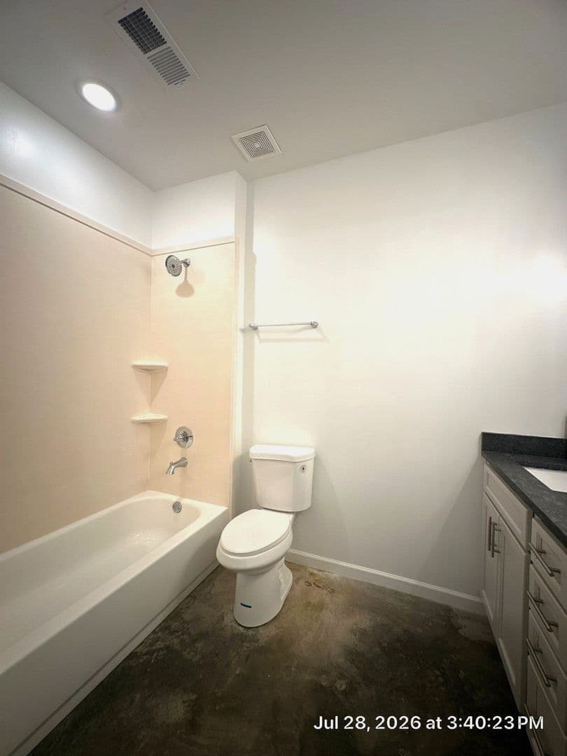 Memphis Apartment: 78 N Rembert Street