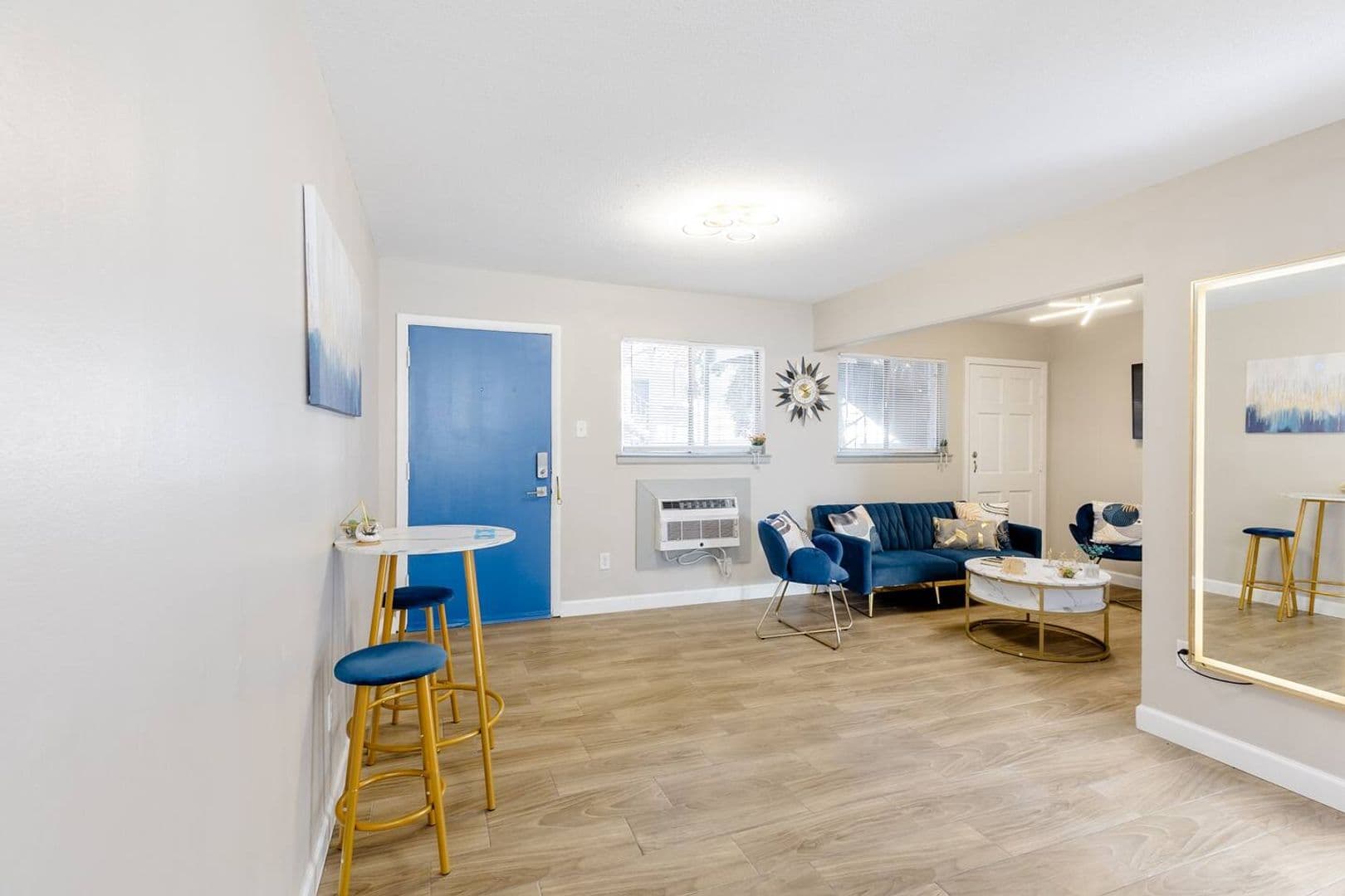 Memphis Apartment: 461 S. Highland Street