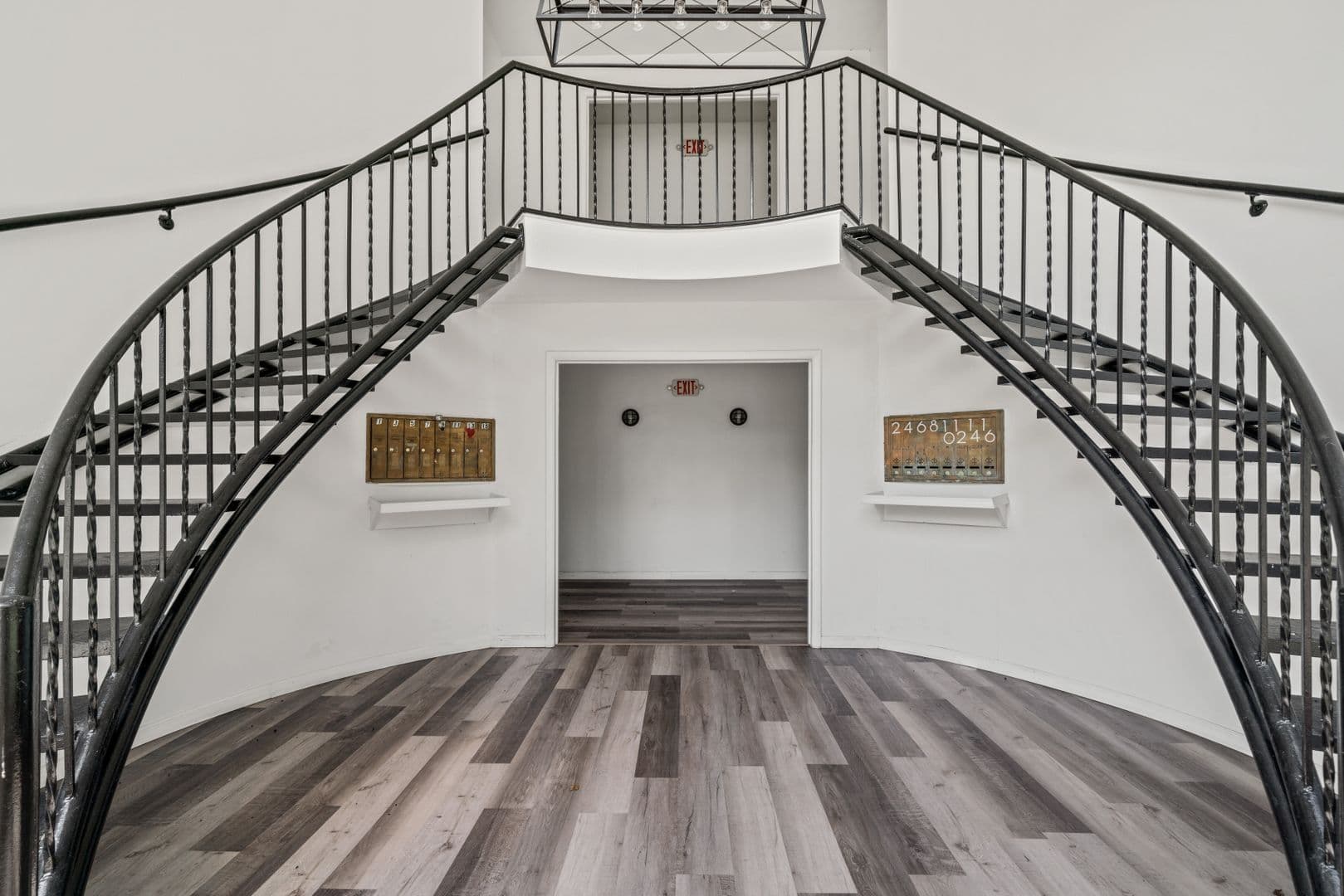 Memphis Apartment: 1512 Court Ave.