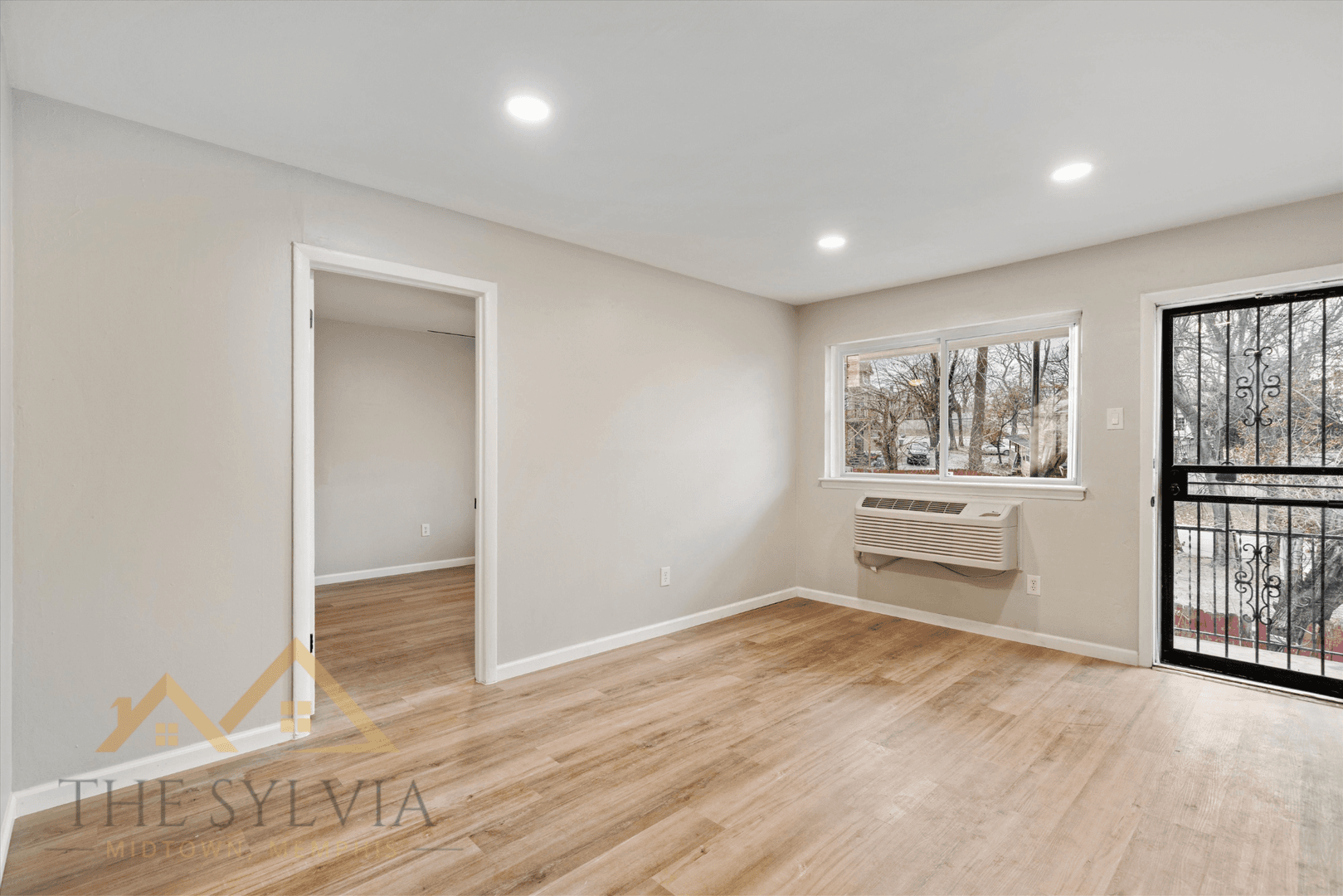 Memphis Apartment: 1512 Court Ave.