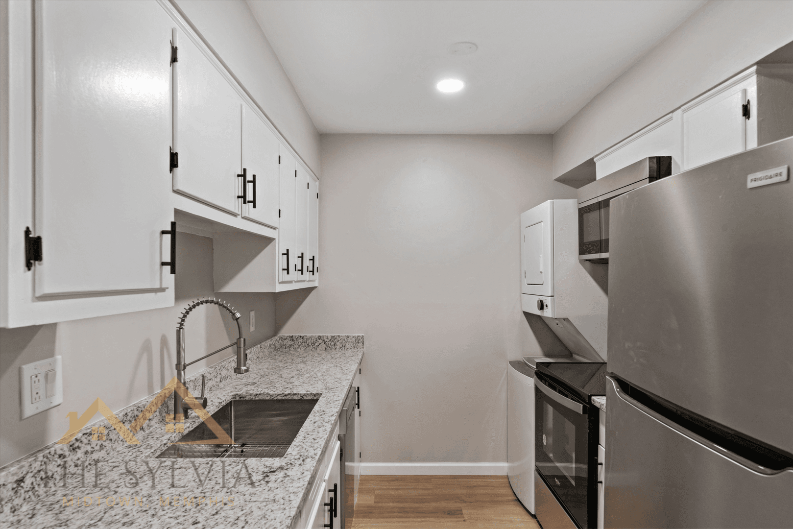 Memphis Apartment: 1512 Court Ave.