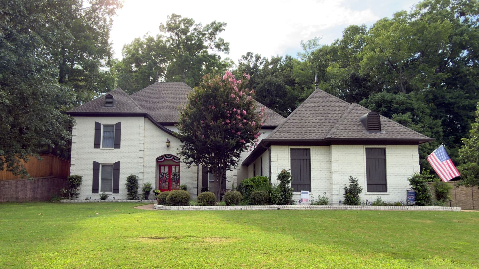 Lakeland House: 10138 Gillespie Oak